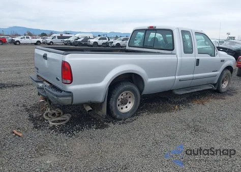 2000 Ford F250 Super Duty из США, поврежденный, VIN 1FTNX20F7YEB15484